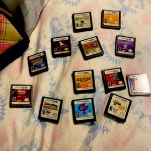 Nintendo DS games & bag